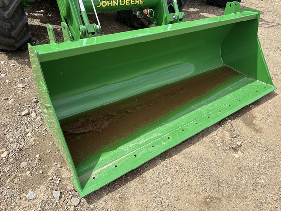 Used 2023 John Deere 6120E Utility Tractors at Horizon Ag & Turf in Vermilion, AB - Photo21