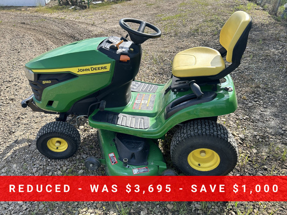  John Deere S140
