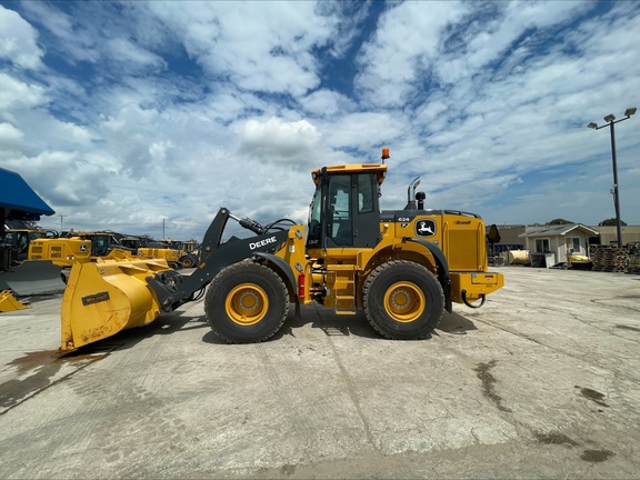 2024 John Deere 624 P