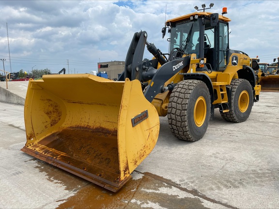 Photo of 2024 John Deere 624 P