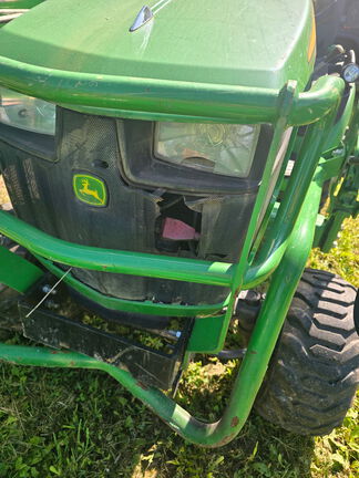 Photo of 2017 John Deere 1025R