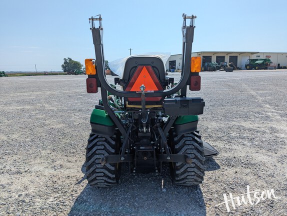 Photo of 2017 John Deere 1025R