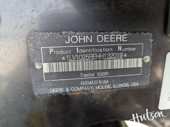 Photo of 2017 John Deere 1025R