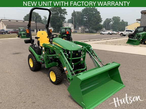 Photo of 2026 John Deere 1025R