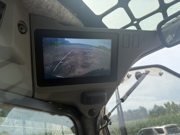 Photo of 2024 John Deere 335 P