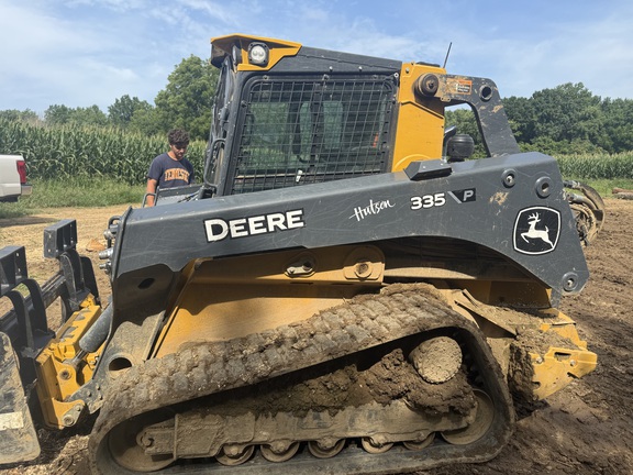 Photo of 2024 John Deere 335 P