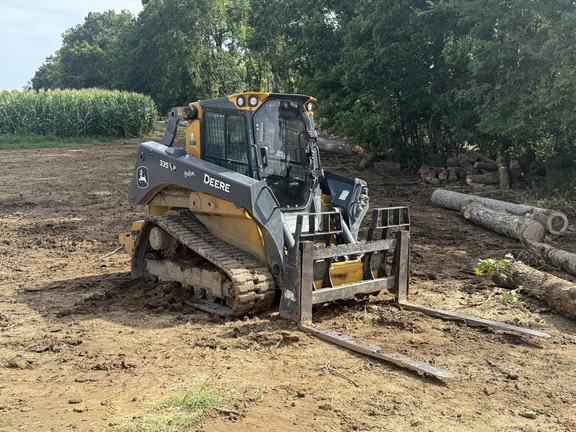 Photo of 2024 John Deere 335 P