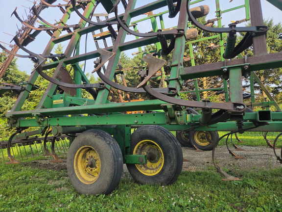 1990 John Deere 960 - Photo17
