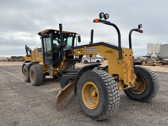 2015 John Deere 770G