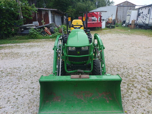 Photo of 2022 John Deere 1025R