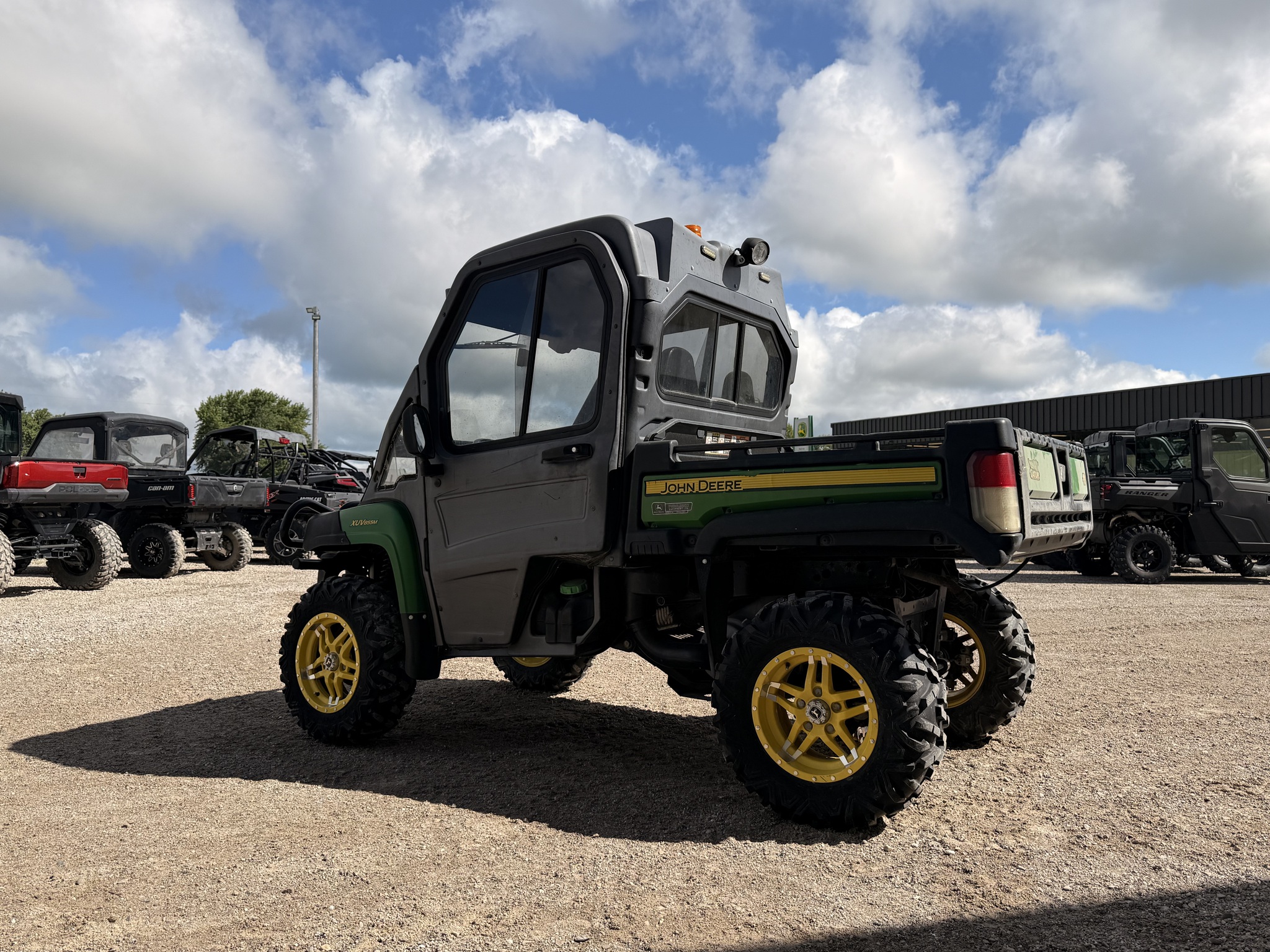 2017 John Deere XUV 855M GREEN ATVs & Gators