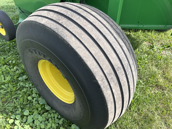 Used 2017 John Deere 569 Round Balers at Horizon Ag & Turf in Barrhead, AB - Photo28