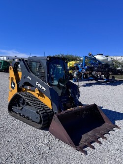 2022 John-Deere 317G