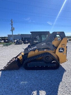 2022 John-Deere 317G