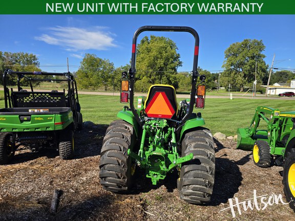 Photo of 2026 John Deere 3039R