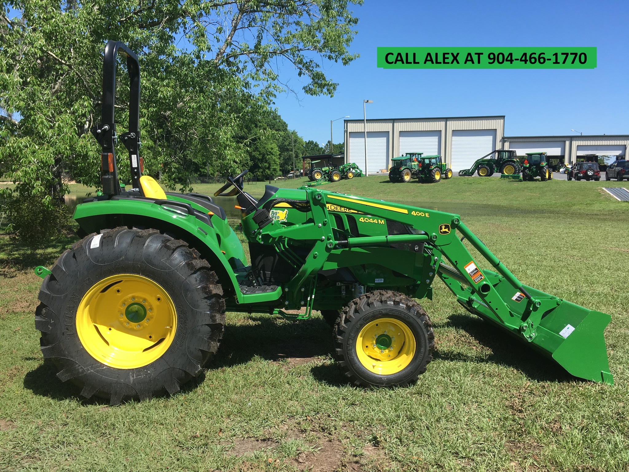 2023 John Deere 4044M Image 6