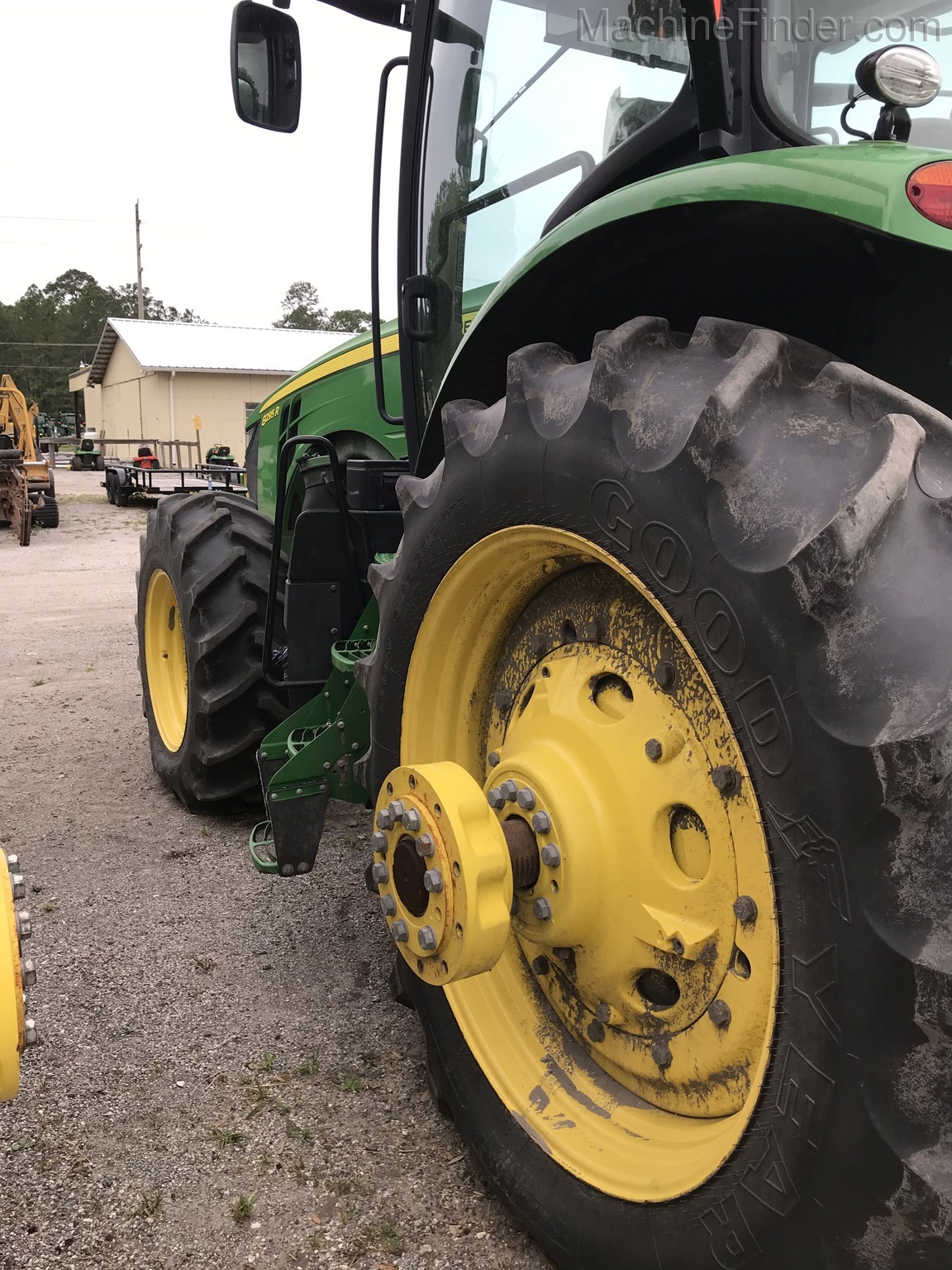 2017 John Deere 8295R Image 5