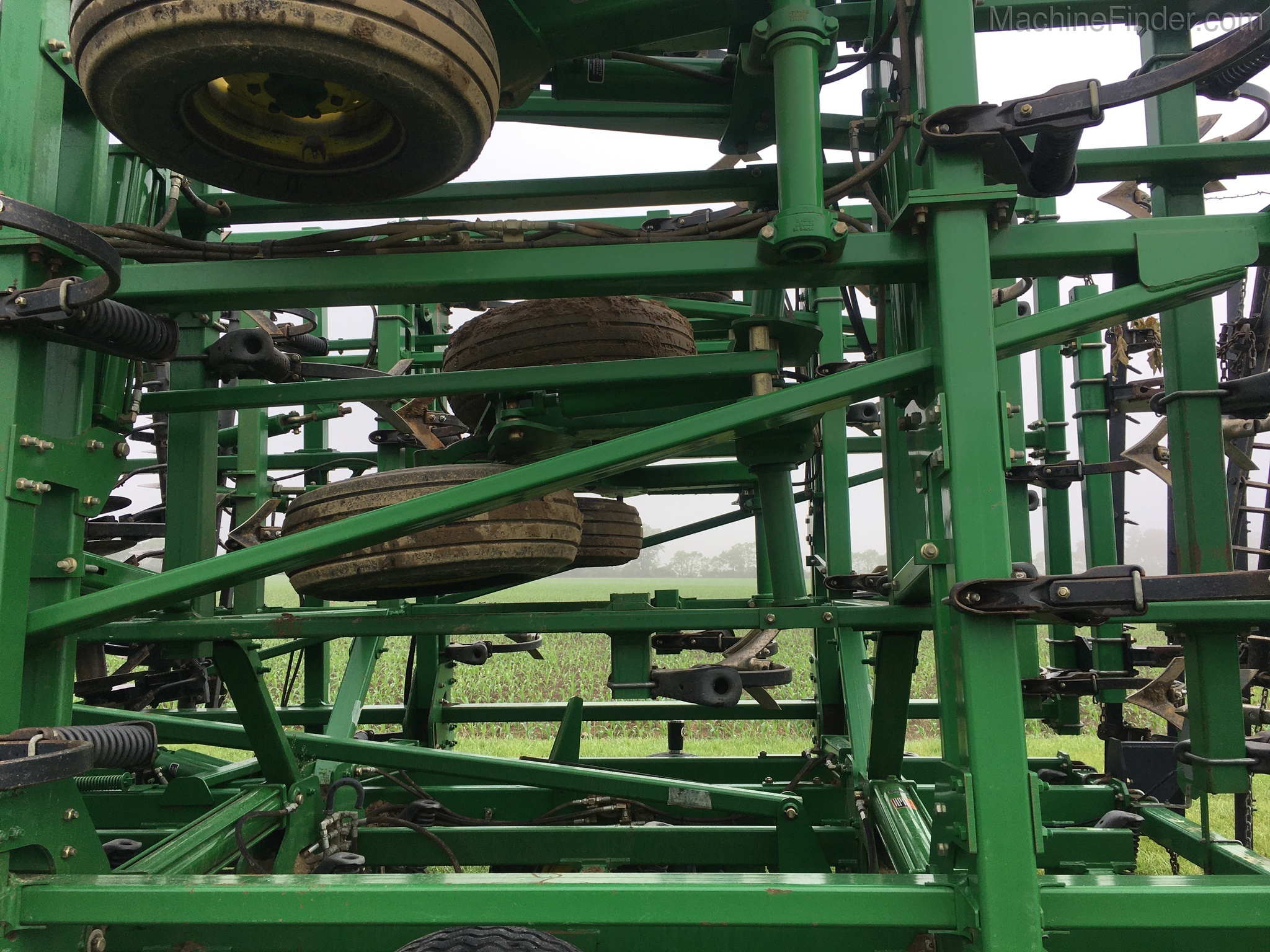 2010 John Deere 2310 Image 4