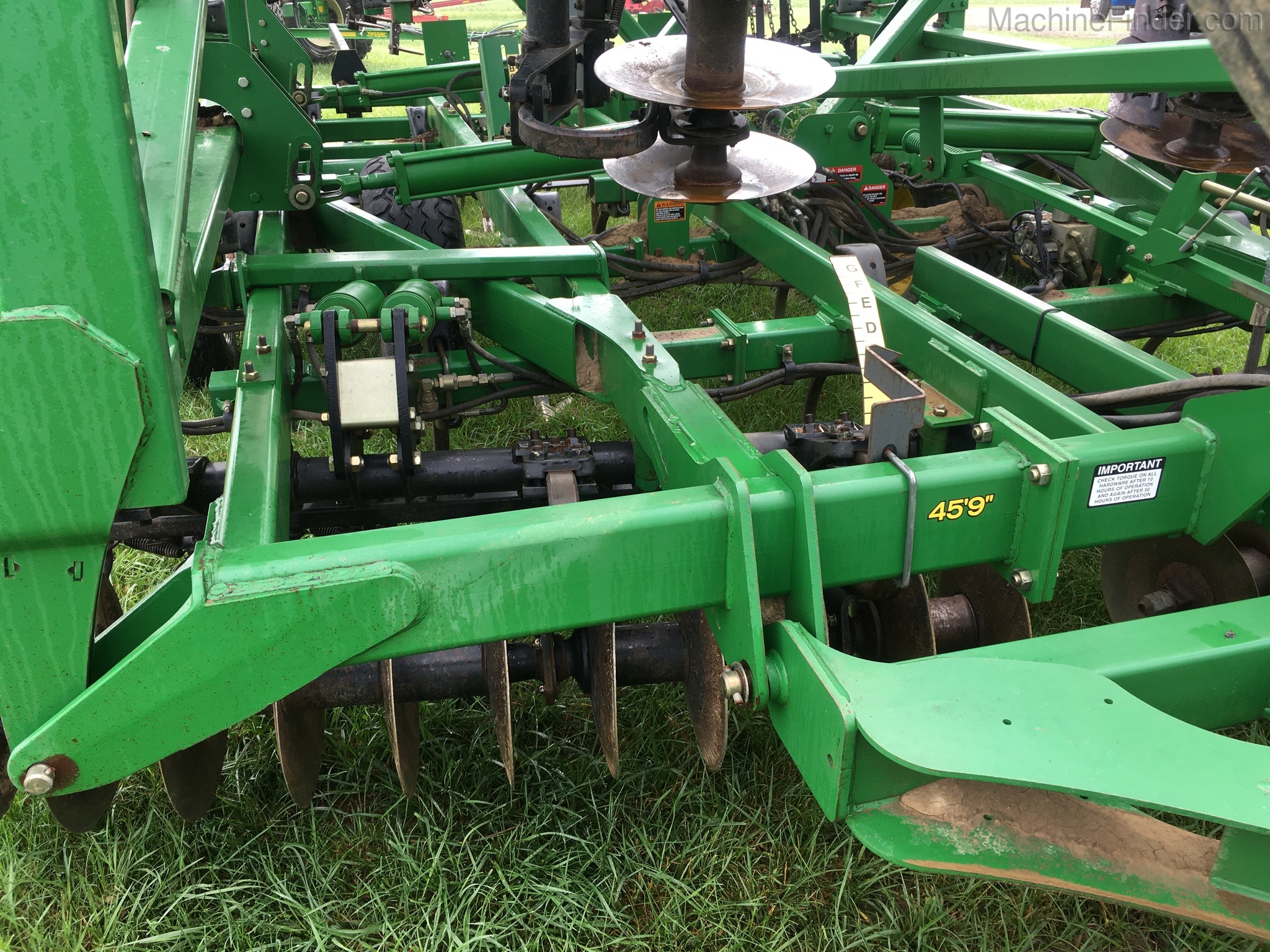 2010 John Deere 2310 Image 13