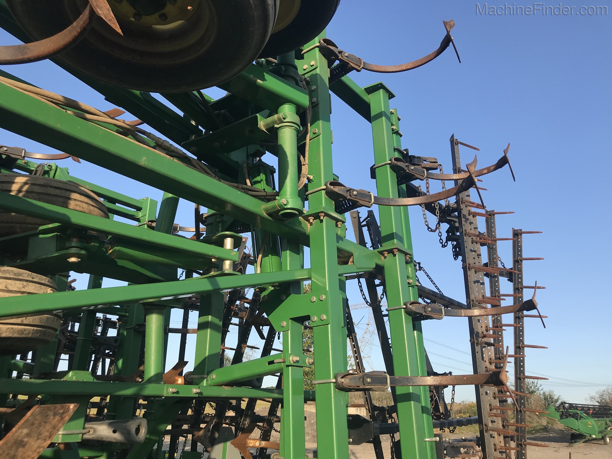 2010 John Deere 2310 Image 5