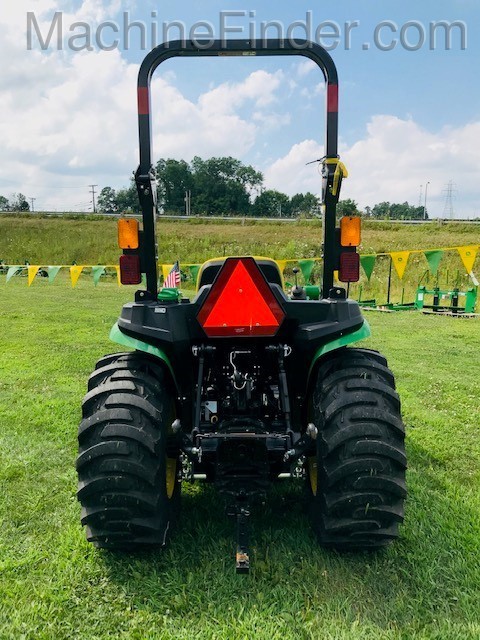 2020 John Deere 3038E Image 5