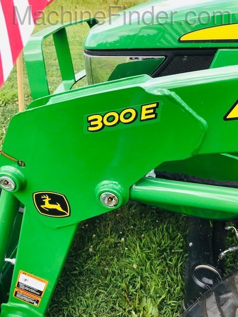 2020 John Deere 3038E Image 8