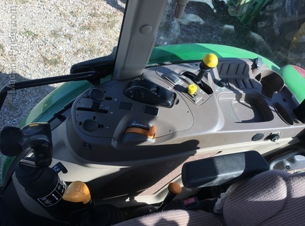 2010 John Deere 5095M Image 7