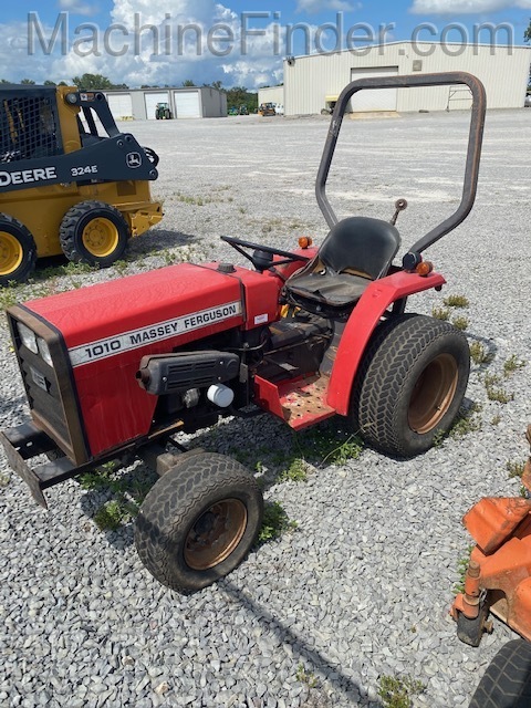 1986 Massey Ferguson 1010 Image 1