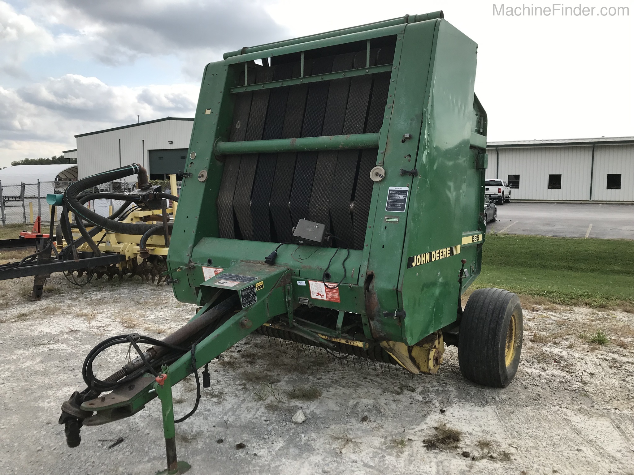 1989 John Deere 535 Image 2