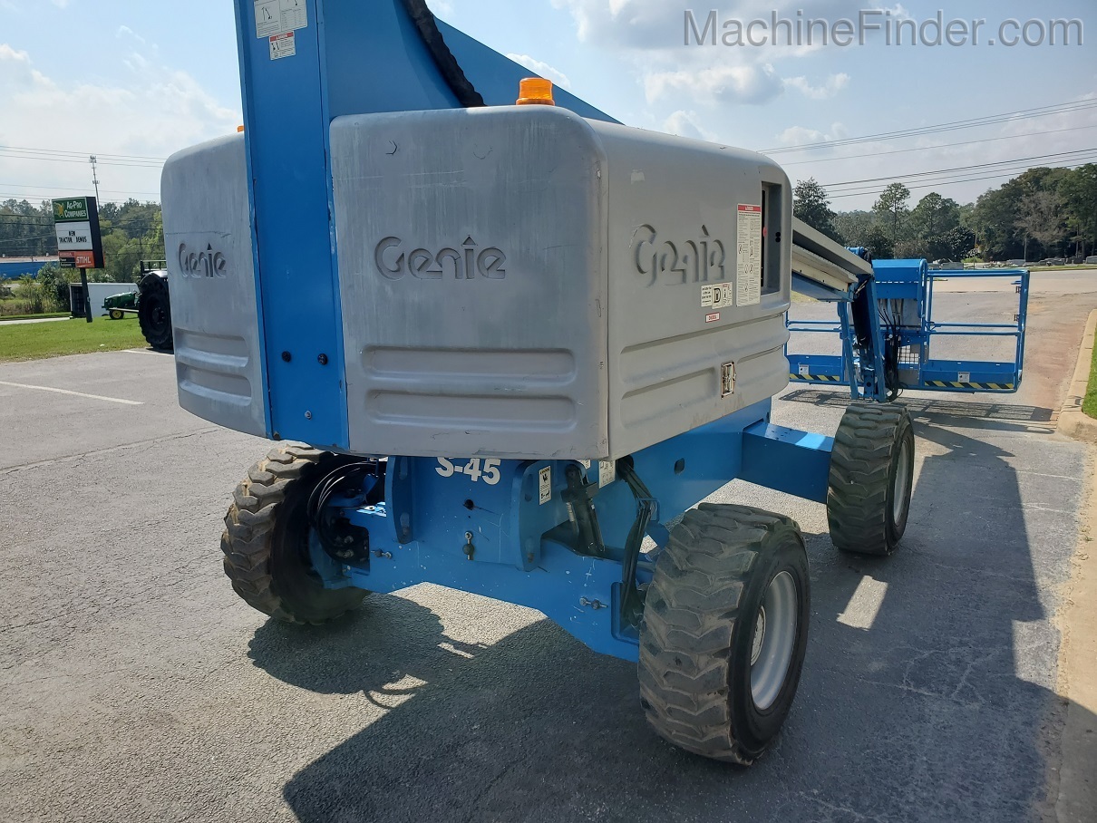 2012 Genie S45 Image 3