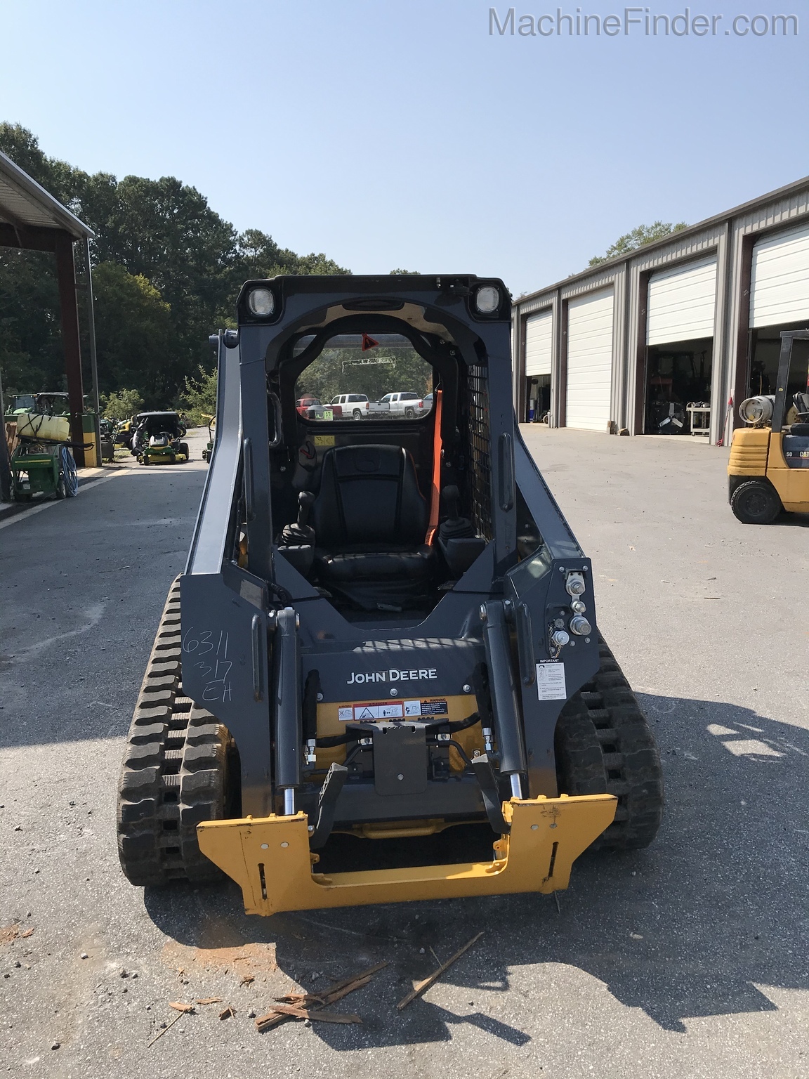 2020 John Deere 317G Image 3