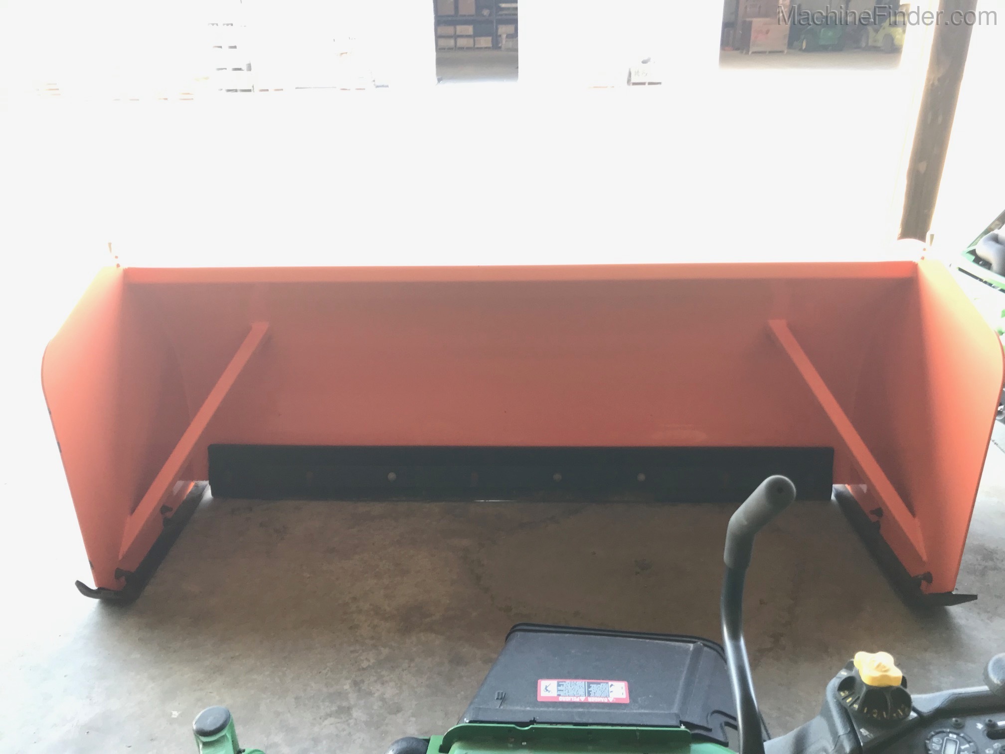 Buyers Scoop Dog Image 4