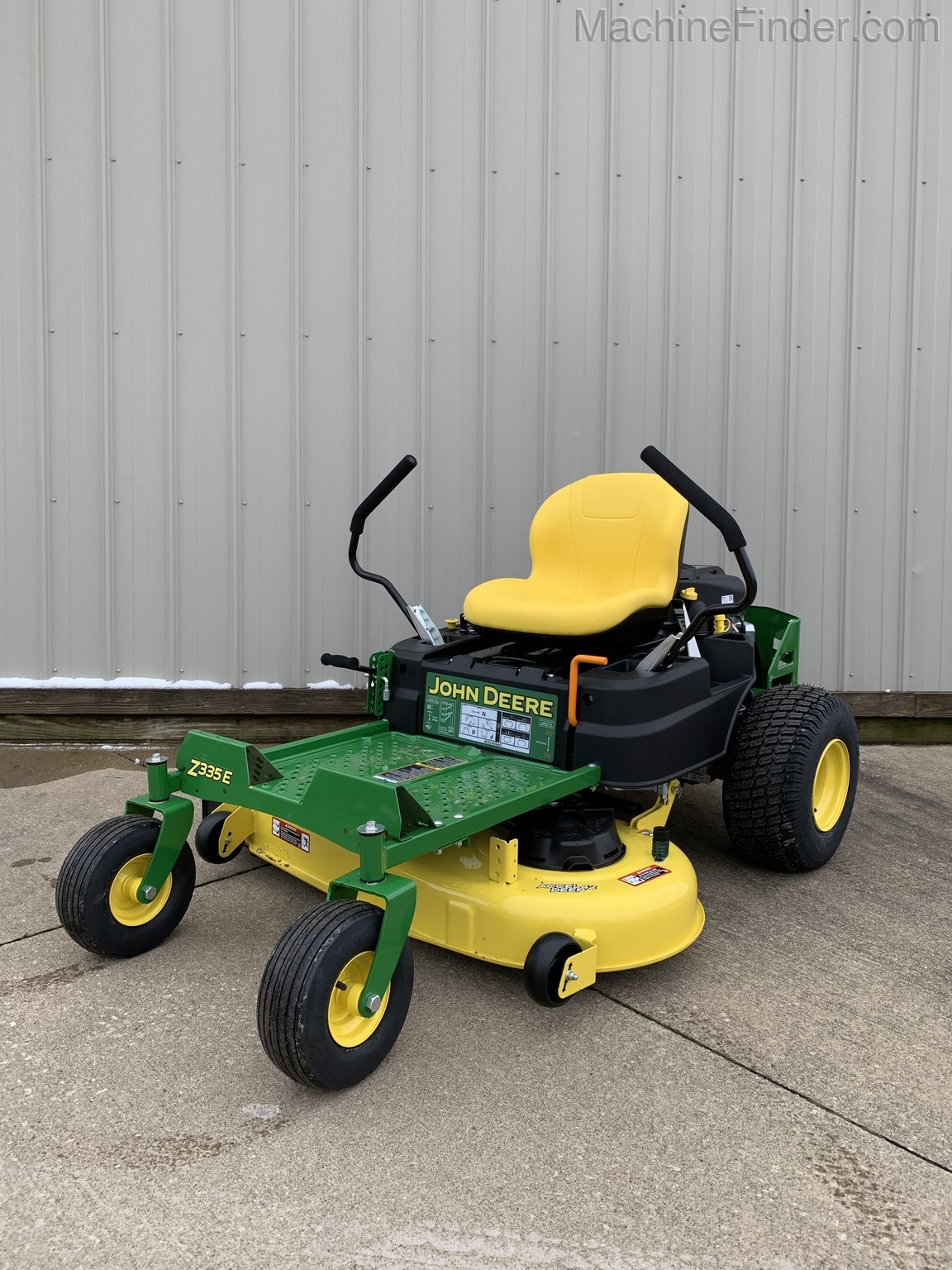 2020 John Deere Z335E Image 3