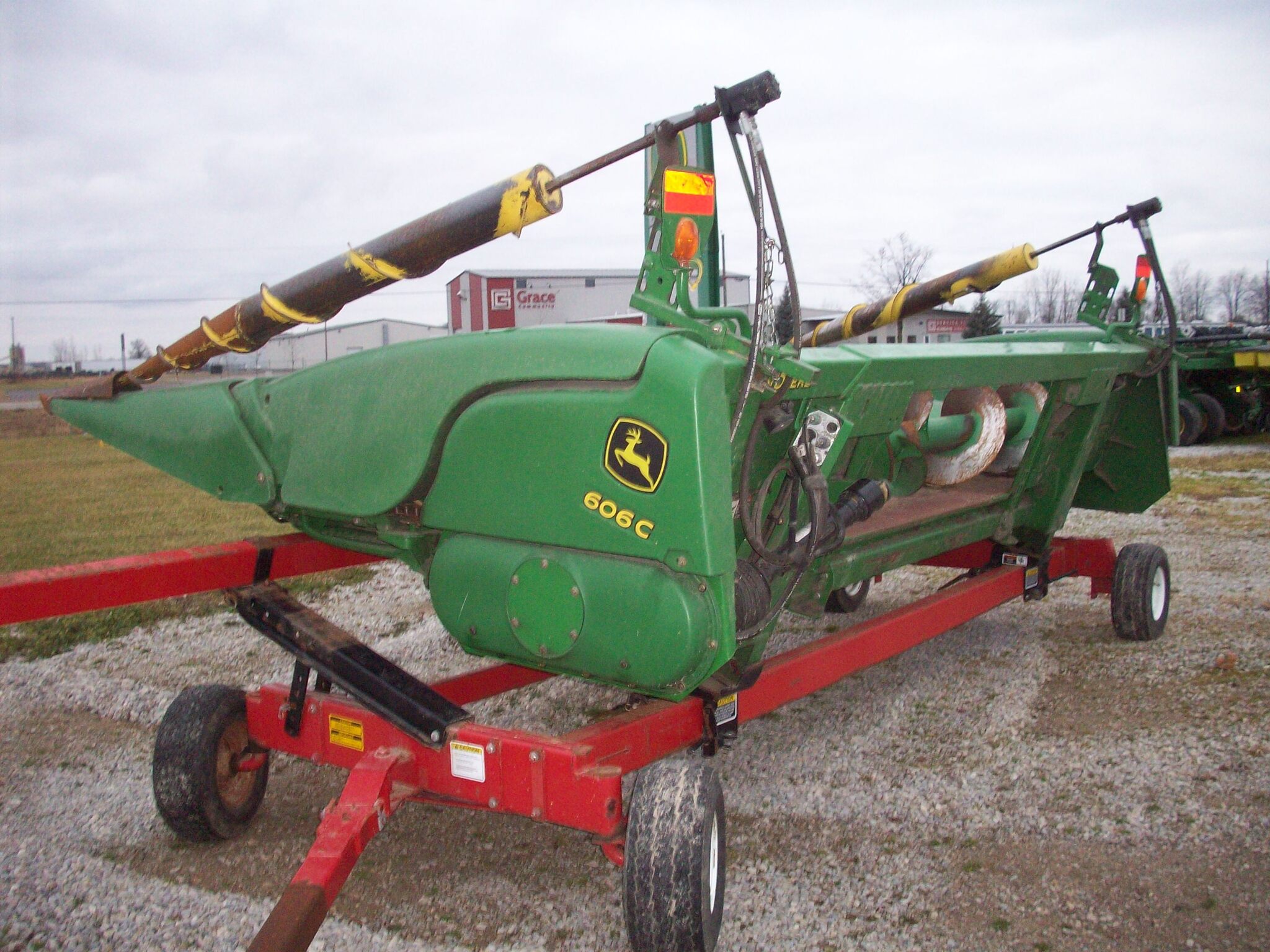 2011 John Deere 606C Corn and Row Crop headers Tiffin, OH