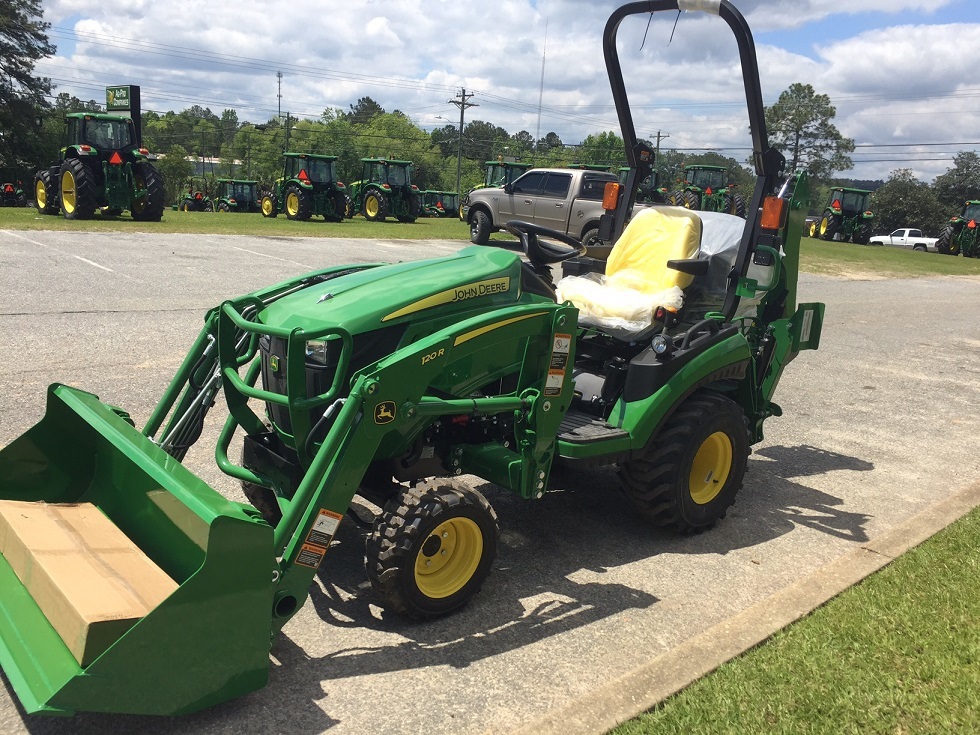 2022 John Deere 1025R Image 3
