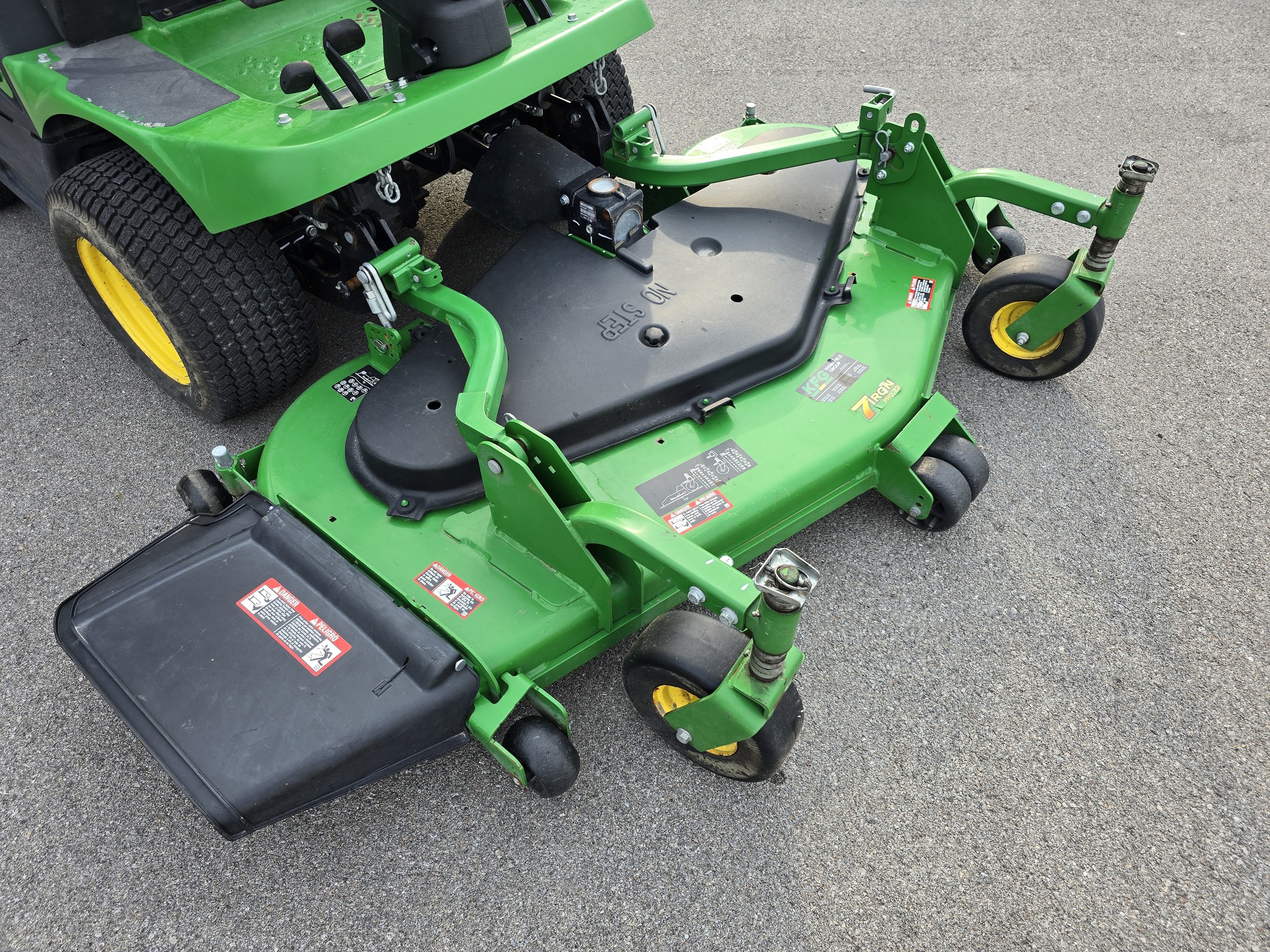2019 John Deere 1570 Image 9