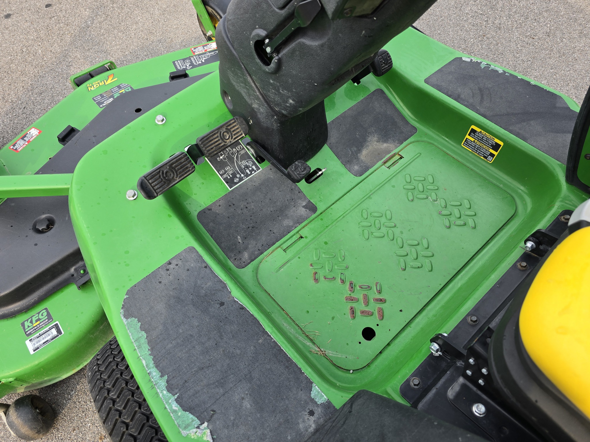 2019 John Deere 1570 Image 17