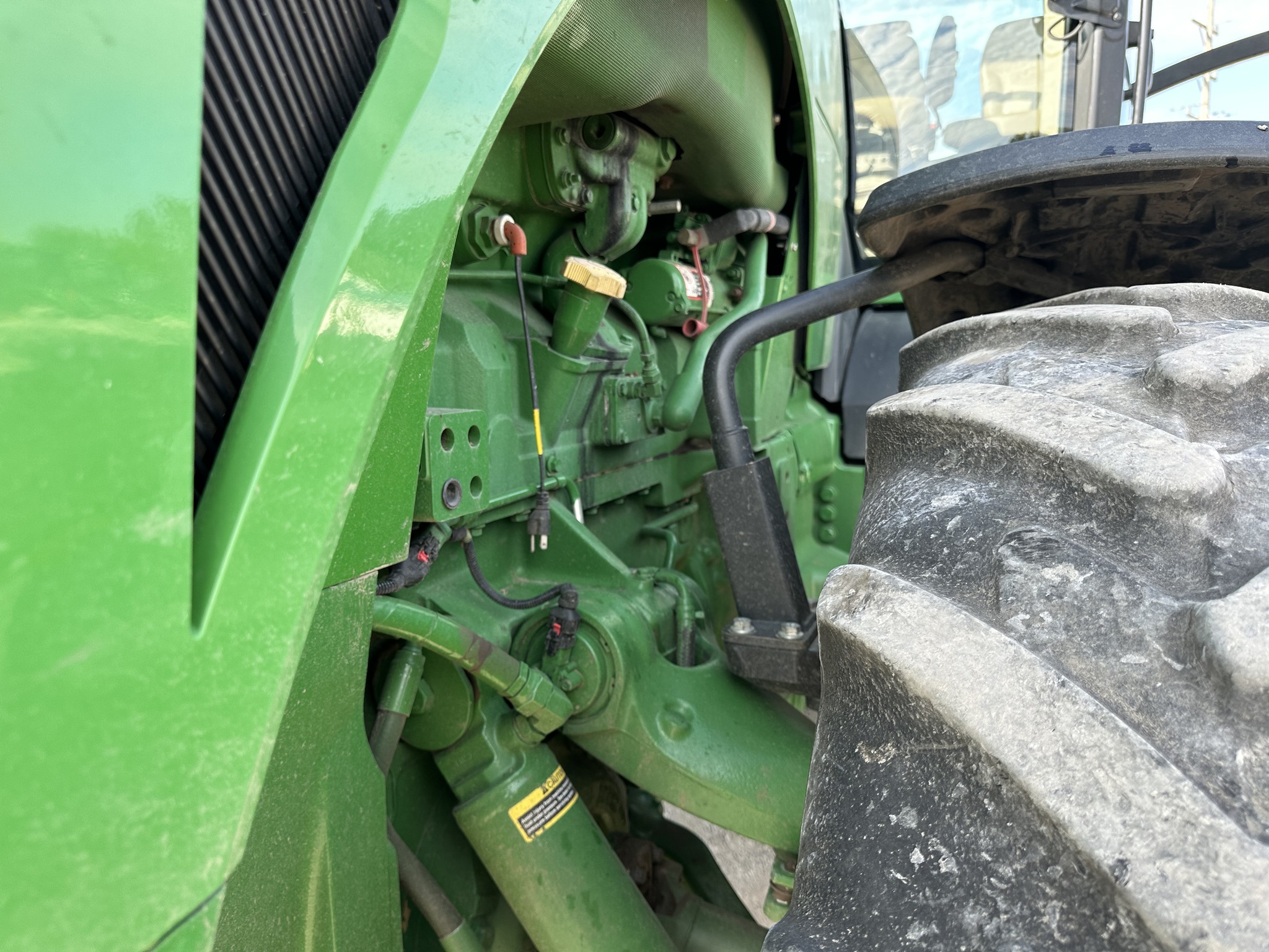  2017 John Deere 8370R at Heritage Tractor in Geneseo, IL