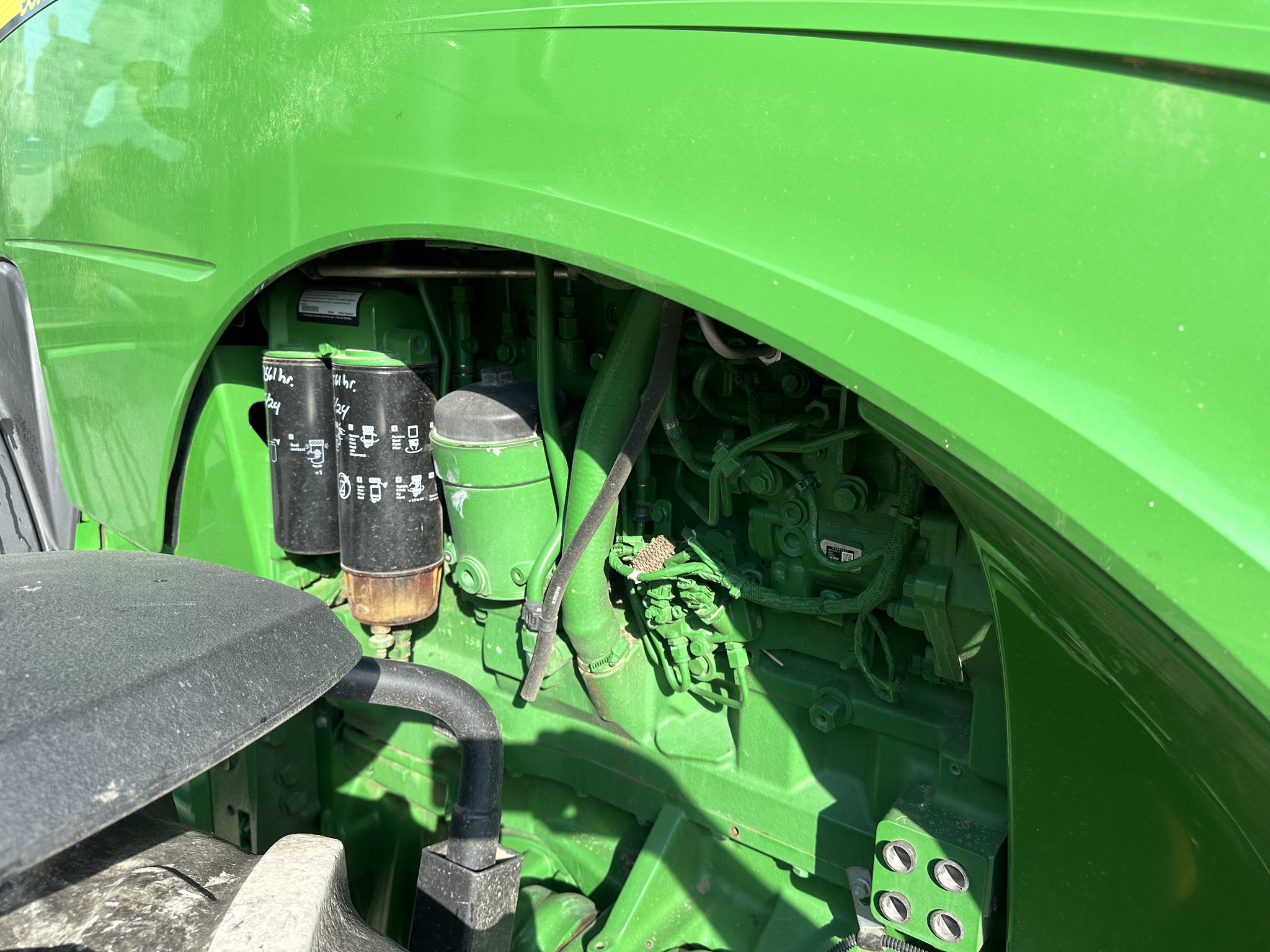  2017 John Deere 8370R at Heritage Tractor in Geneseo, IL