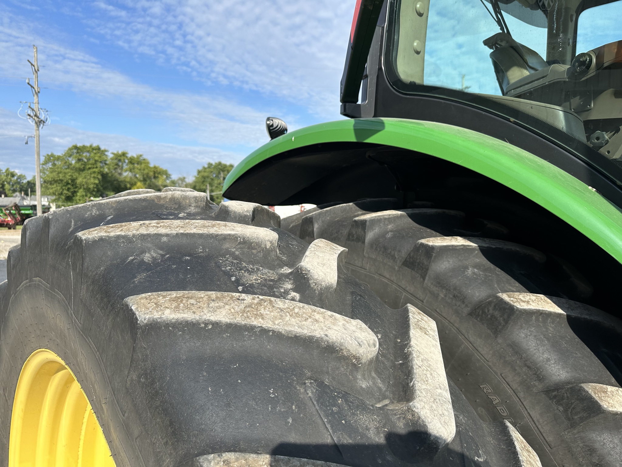  2017 John Deere 8370R at Heritage Tractor in Geneseo, IL