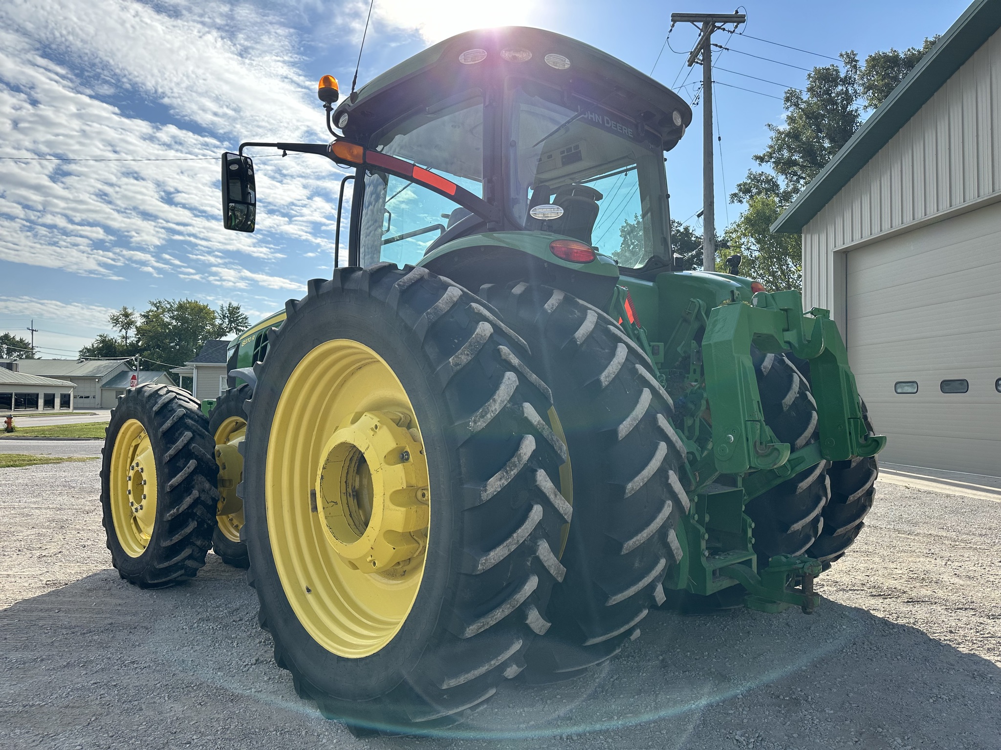  2017 John Deere 8370R at Heritage Tractor in Geneseo, IL