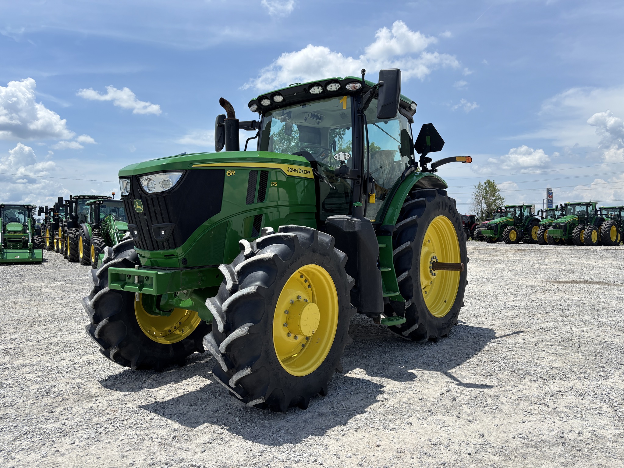 2023 John Deere 6R 175 Image 1