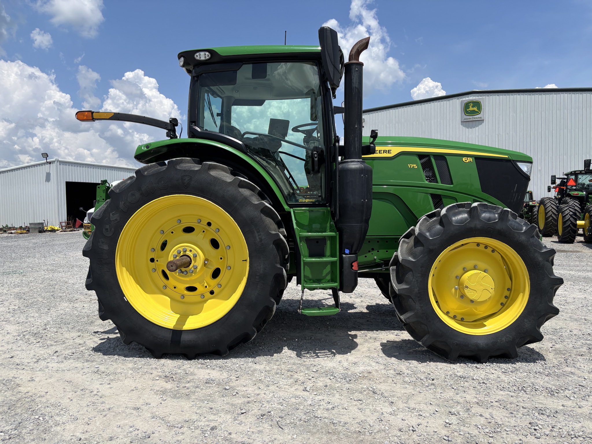 2023 John Deere 6R 175 Image 7