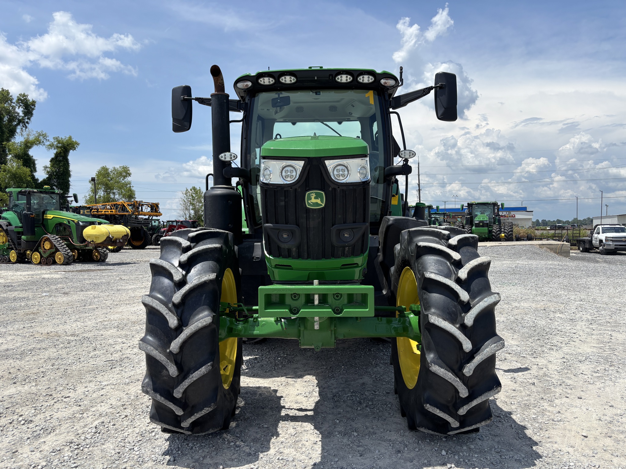 2023 John Deere 6R 175 Image 9