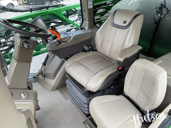 Photo of 2024 John Deere 412R