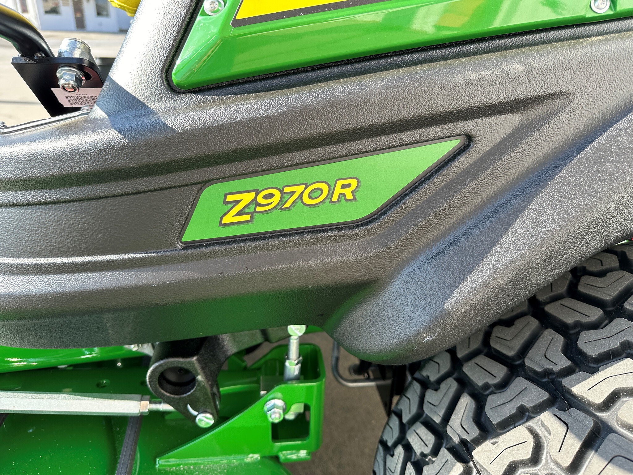 2024 John Deere Z970R Image 4