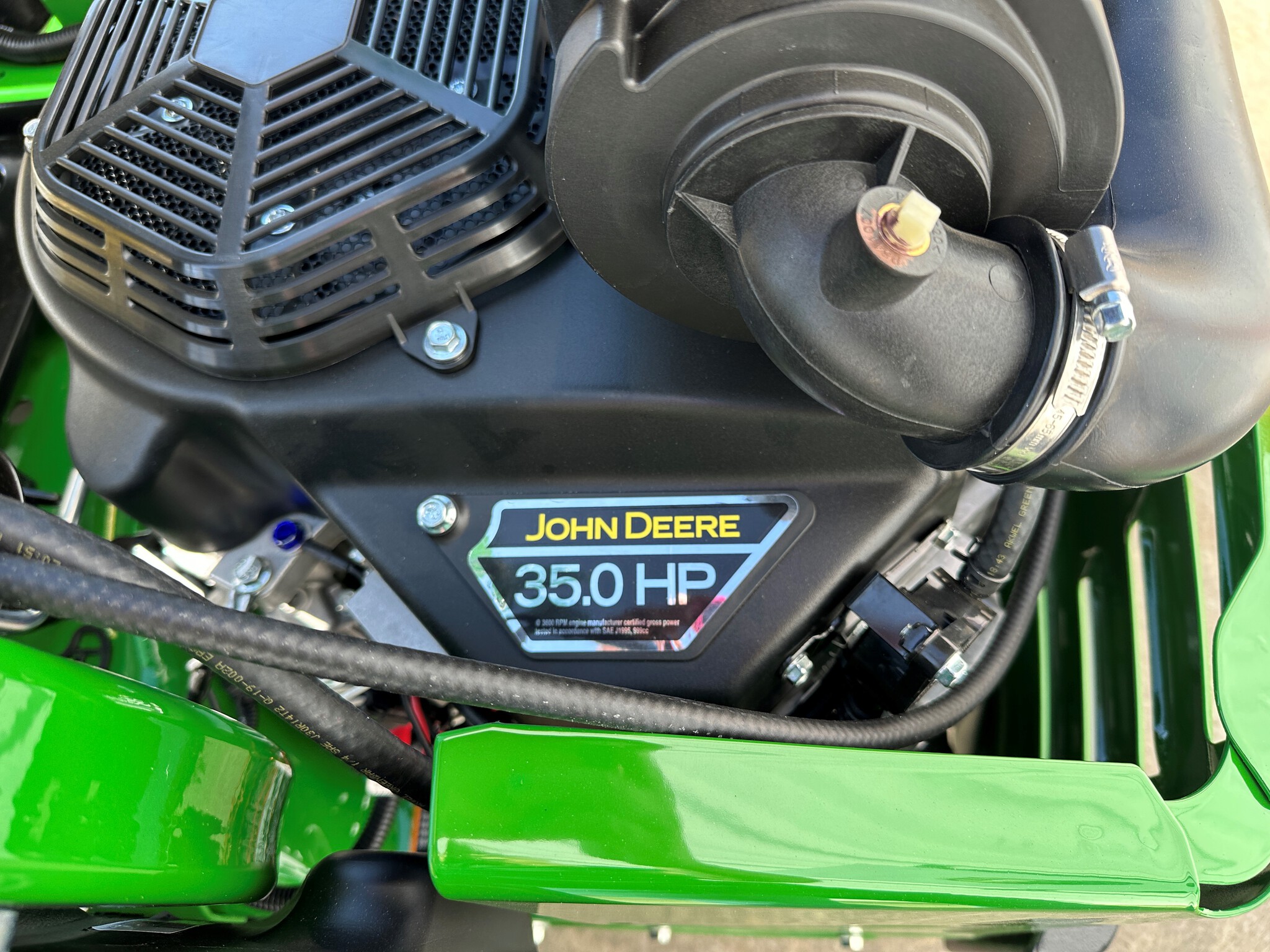 2024 John Deere Z970R Image 2