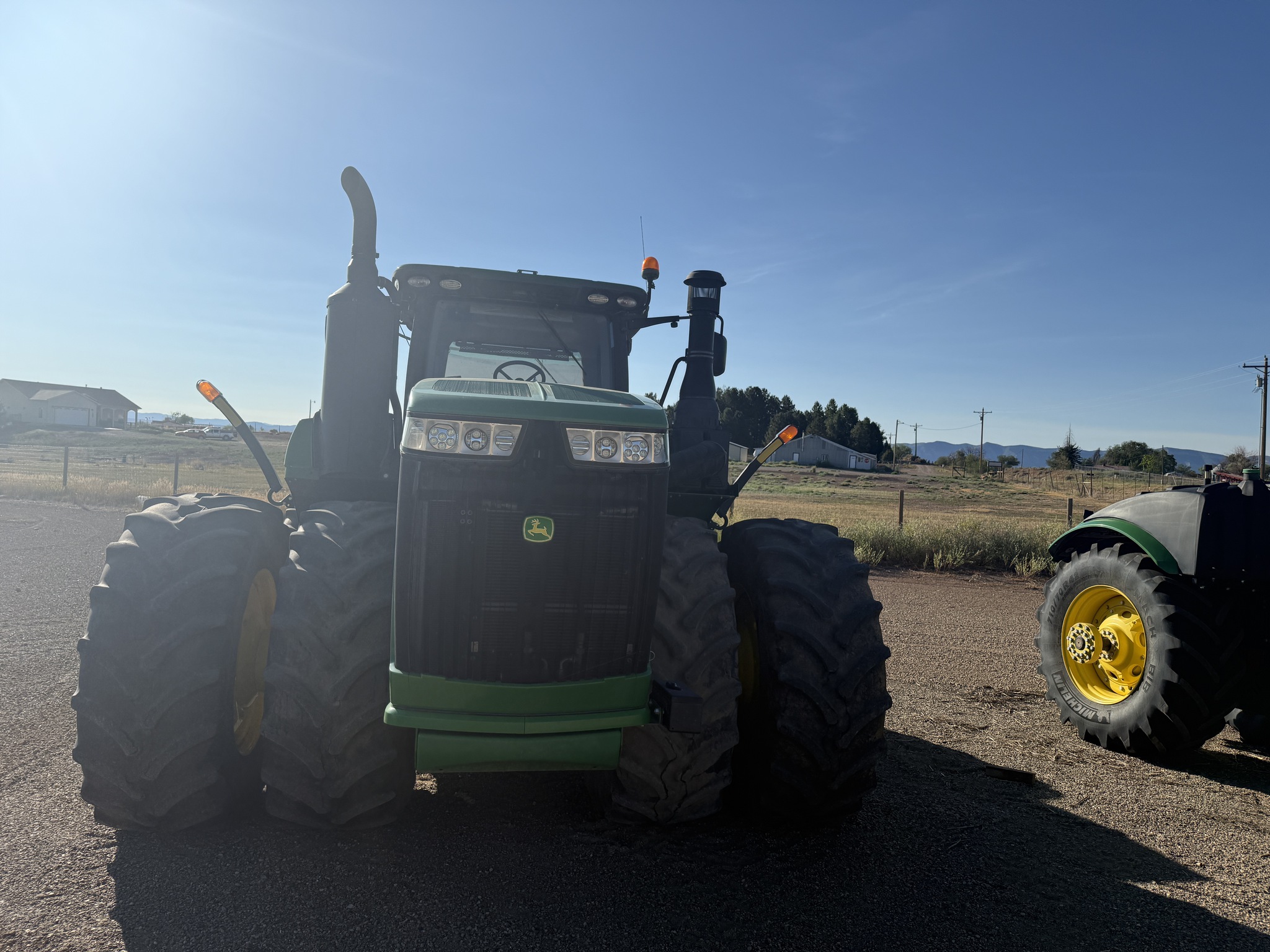 2016 John Deere 9570R Image 16