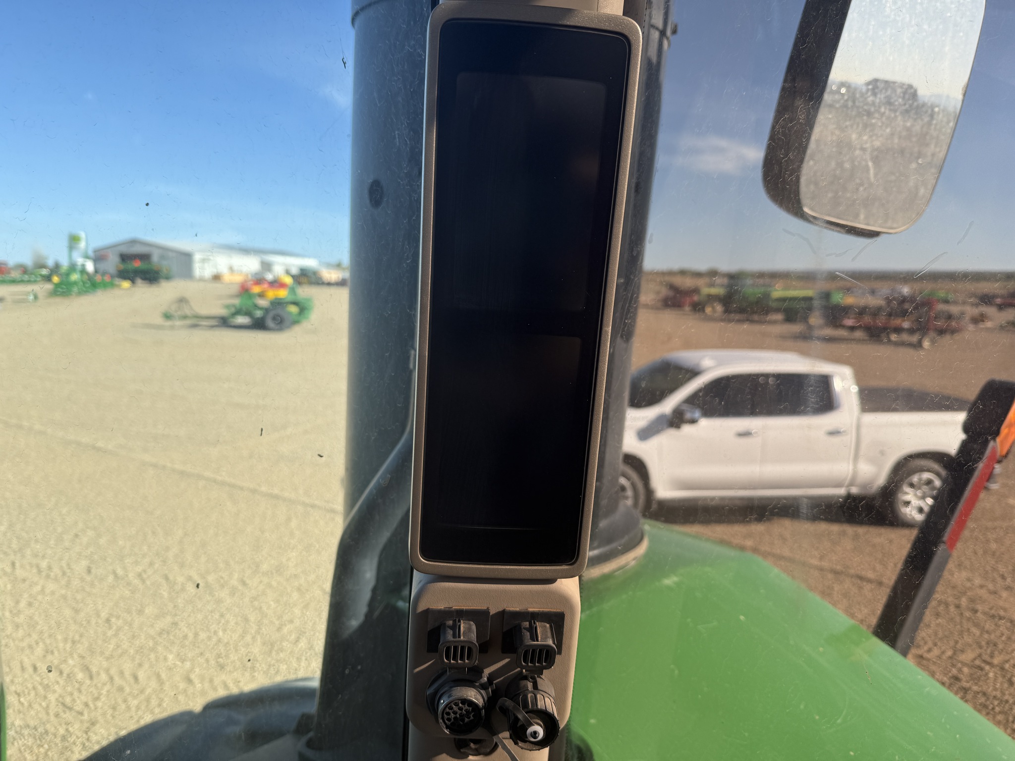 2016 John Deere 9570R Image 38