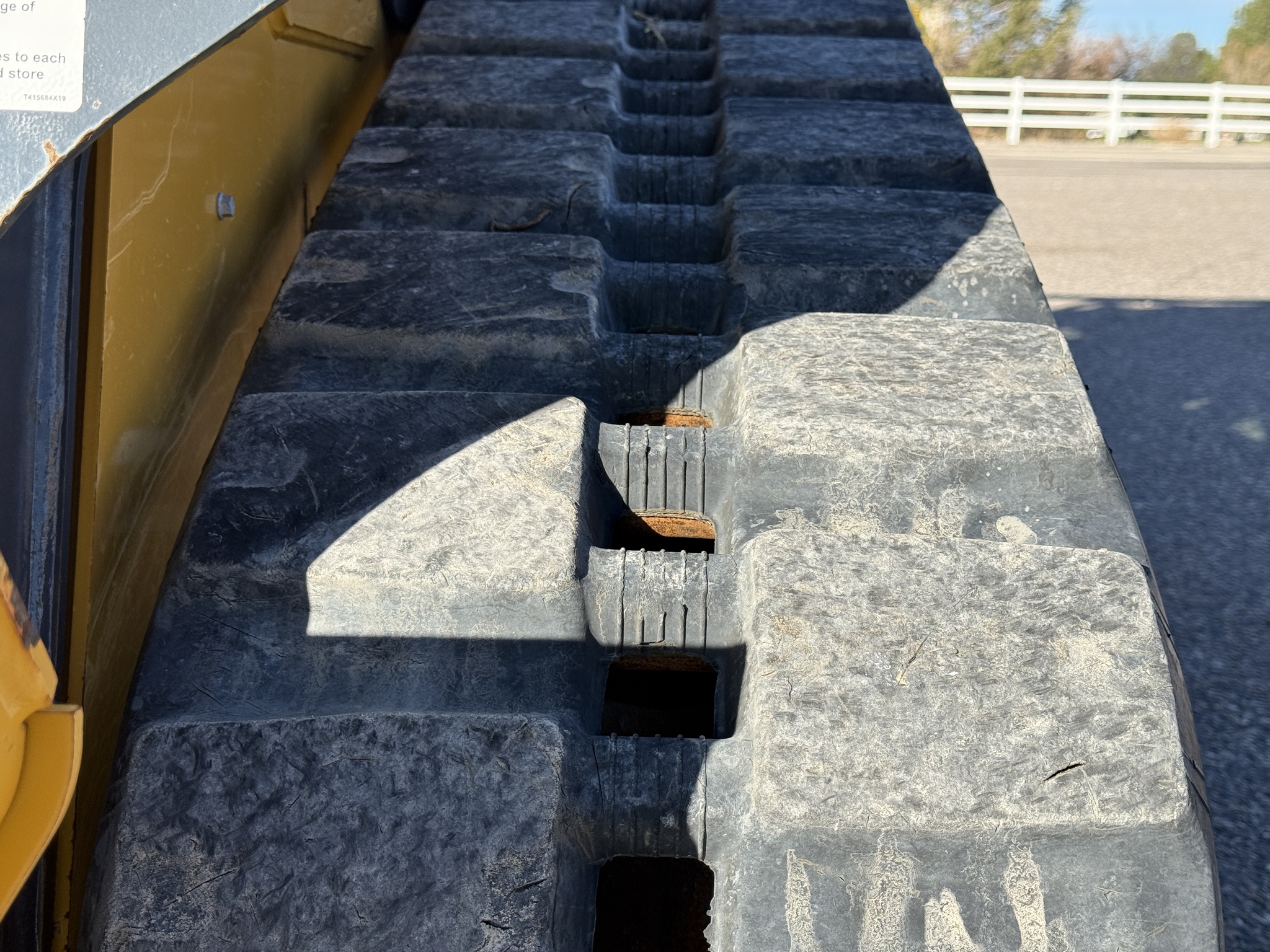 2023 John Deere 317G Image 19